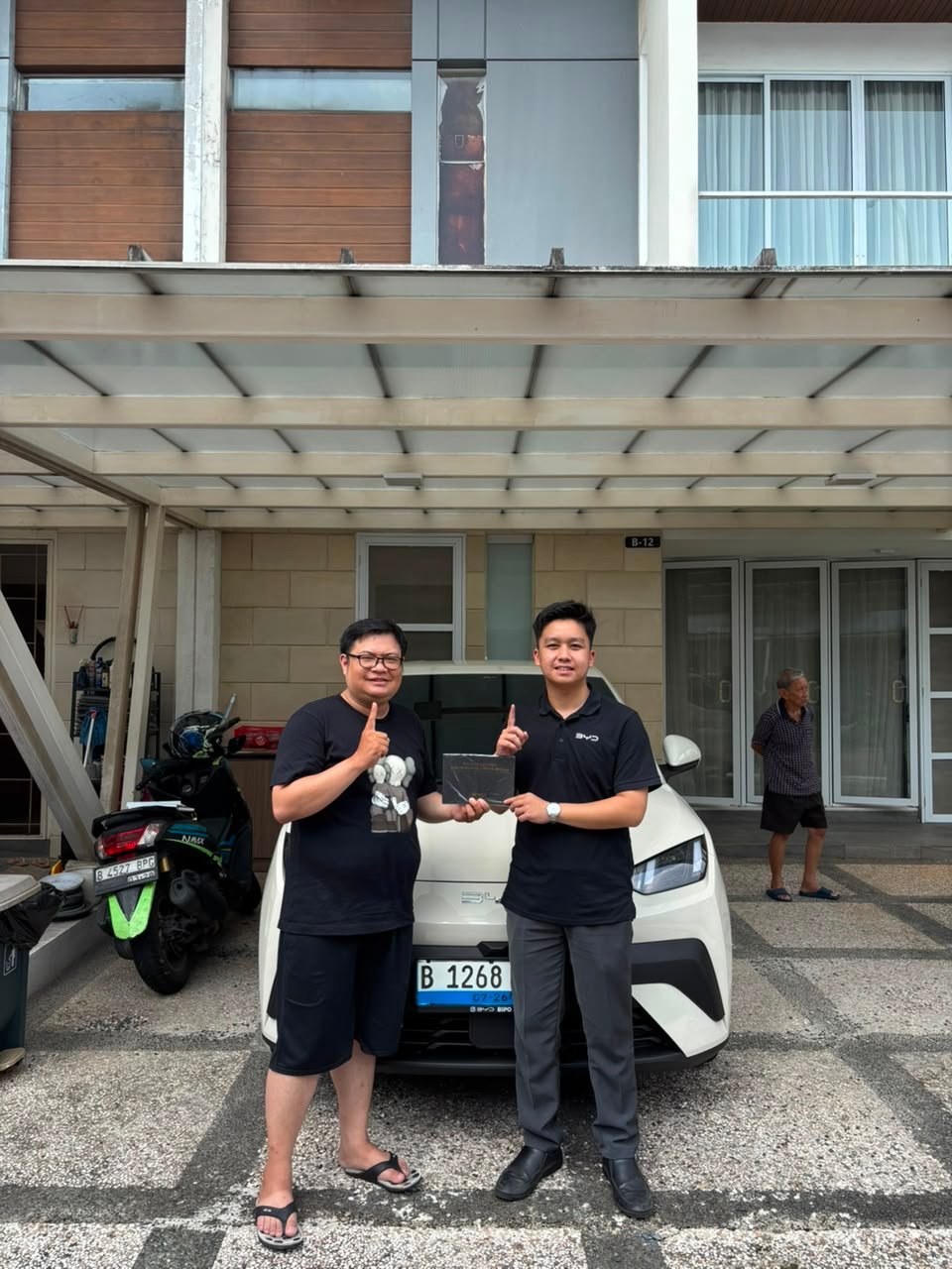 Customer BYD